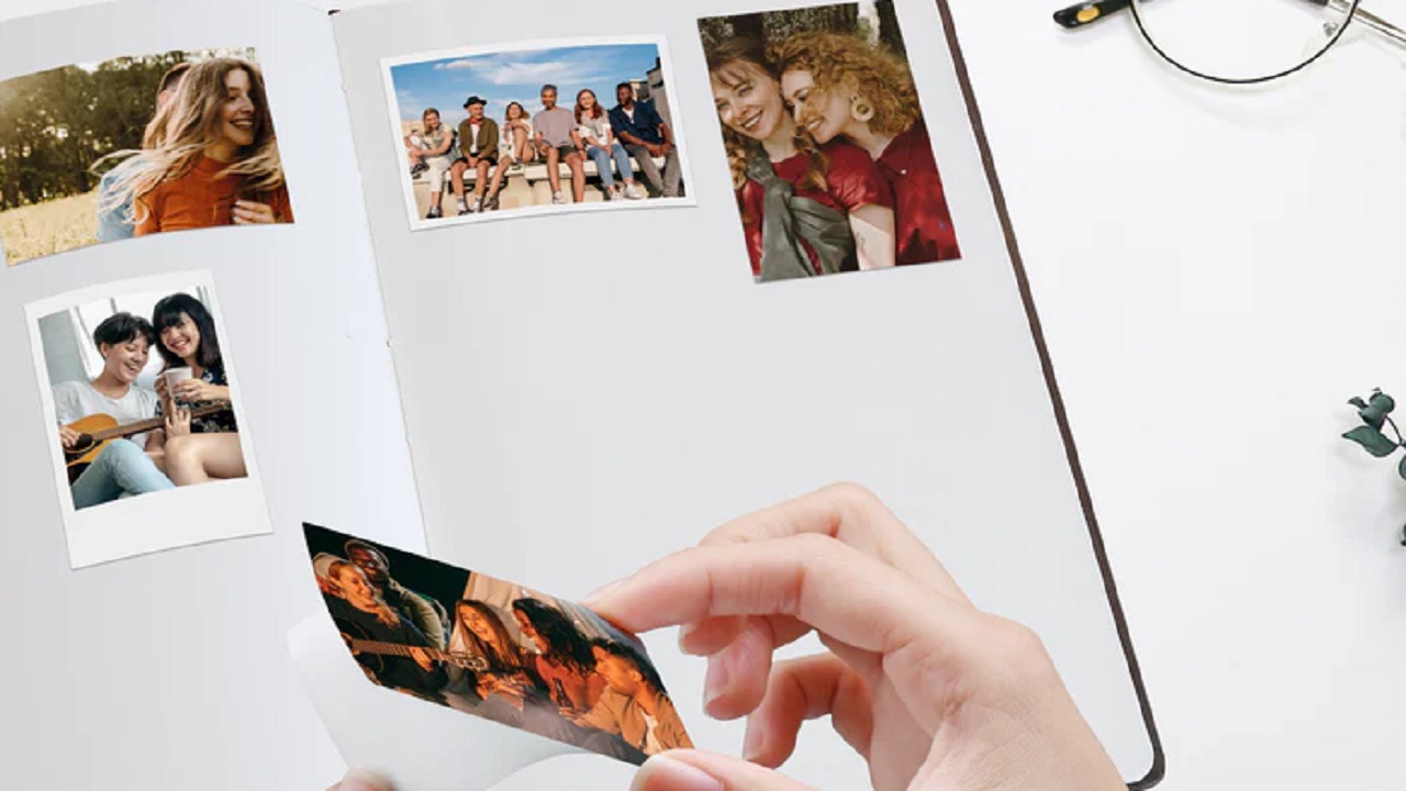 Liene's Pocket-Sized Genius: Instant Photo Printing for Planners